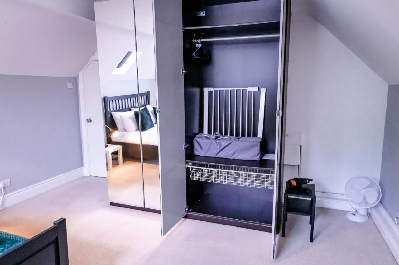 Lord Street - 2 Beautiful Apartments - Sleep Up To 14 Guests - By Rework Accommodation Chester Exterior foto